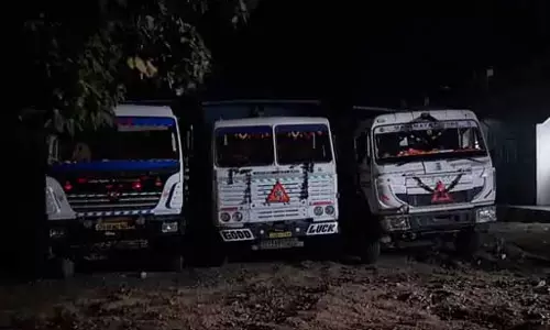 ट्रेनी IAS ने आधी रात नदी में दबिश दी, रेत माफियों के उड़े होश