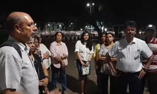 GOA: नागरिकों ने स्मार्ट सिटी की जानलेवा सड़कें बनाने की कला पर वॉक द टॉक का आयोजन किया GOA: नागरिकों ने स्मार्ट सिटी की जानलेवा सड़कें बनाने की कला पर वॉक द टॉक का आयोजन किया