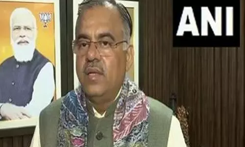 इंडिया ब्लॉक, कांग्रेस राहुल गांधी के दबाव में झुक गई: BJP नेता तरुण चुग इंडिया ब्लॉक, कांग्रेस राहुल गांधी के दबाव में झुक गई: BJP नेता तरुण चुग