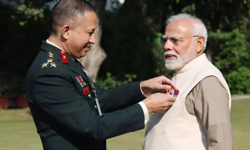 पीएम मोदी ने सशस्त्र सेना झंडा दिवस पर साहसी सैनिकों के बलिदान को किया सलाम
