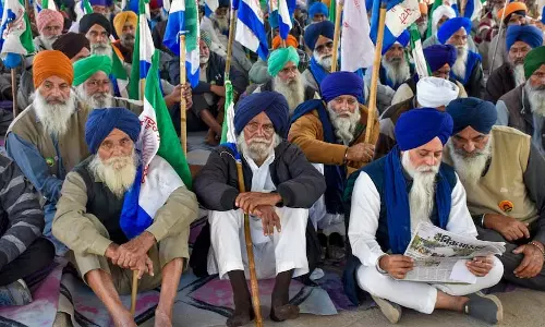किसान दल कल दिल्ली में निकलेगा पैदल मार्च किसान दल कल दिल्ली में निकलेगा पैदल मार्च