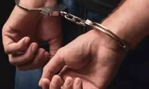 Dehradun: नशे की लत ने पहुंचाया जेल : पुलिस ने किया शातिर चोर को गिरफ्तार
