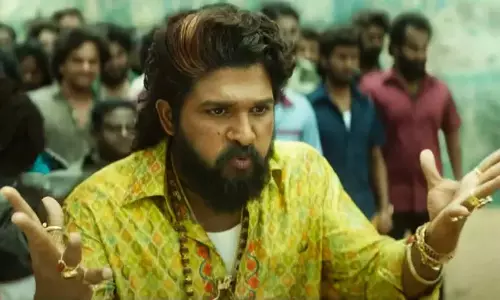 फैन की मौत के लिए माफी नहीं मांगने पर नेटिज़ेंस ने Allu Arjun को ट्रोल किया फैन की मौत के लिए माफी नहीं मांगने पर नेटिज़ेंस ने Allu Arjun को ट्रोल किया
