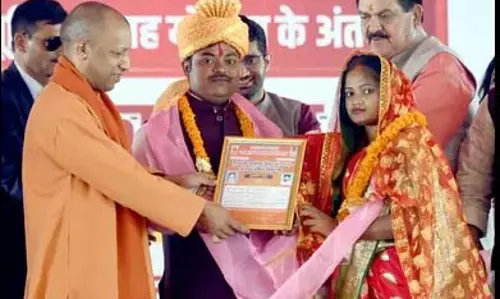 सामूहिक विवाह कार्यक्रम, वाराणसी में 401 जोड़े विवाह बंधन में बंधे