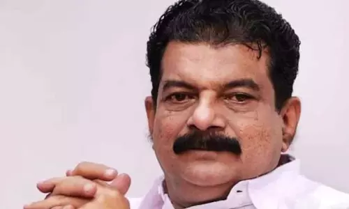 DMK का टीएमसी में शामिल होना मजबूत कम्युनिस्ट विरोधी रुख होगा : पीवी अनवर DMK का टीएमसी में शामिल होना मजबूत कम्युनिस्ट विरोधी रुख होगा : पीवी अनवर