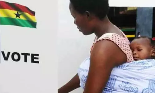 Ghana में राष्ट्रपति और संसदीय चुनाव के लिए मतदान Ghana में राष्ट्रपति और संसदीय चुनाव के लिए मतदान