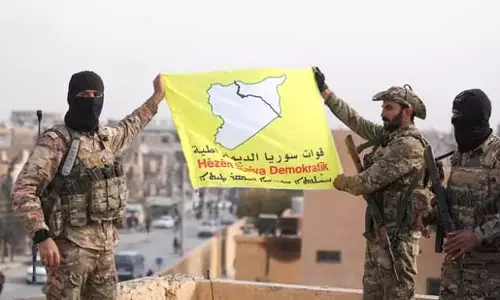 Syria : सीरियाई विद्रोहियों ने दूर होम्स पर धावा बोला