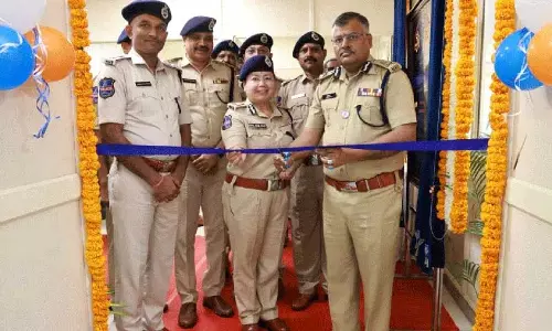 DGP ने हैदराबाद में साइबर शील्ड लैब का उद्घाटन किया DGP ने हैदराबाद में साइबर शील्ड लैब का उद्घाटन किया