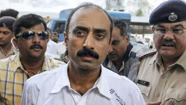 बर्खास्त पूर्व IPS Sanjeev Bhatt को राहत, पोरबंदर कोर्ट ने किया बरी