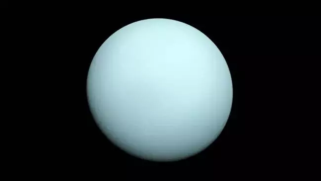 Uranus के लिए तड़प: एक दूर की दुनिया जिसकी कहानी