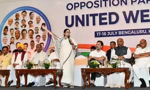 Mamata ने नेतृत्व पर सवाल उठाए, महाराष्ट्र में सपा विपक्ष से बाहर