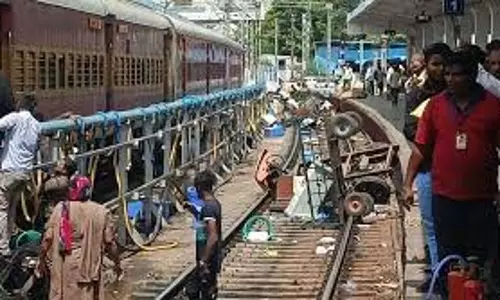 Railway station,जानलेवा हमले के बाद परिवार ने ‘दयालु आत्मा’ को श्रद्धांजलि दी Railway station,जानलेवा हमले के बाद परिवार ने ‘दयालु आत्मा’ को श्रद्धांजलि दी