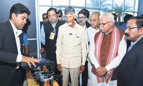 Andhra: टैरिफ वृद्धि से बचने के लिए ऊर्जा दक्षता पर ध्यान दें: सीएम चंद्रबाबू नायडू