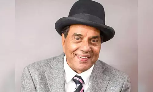 Dharmendra Birthday: 89 के हुए हीमैन धर्मेंद्र, बेटे सनी देओल ने दी शुभकामनाएं