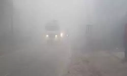 UP Weather :  यूपी में  बढ़ेगी ठंड, छाया रहेगा घना कोहरा