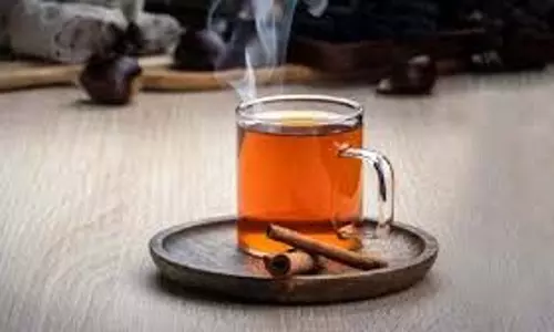 Health: सर्दियों में किसी वरदान से कम नहीं है ये मसाला पानी Health: सर्दियों में किसी वरदान से कम नहीं है ये मसाला पानी