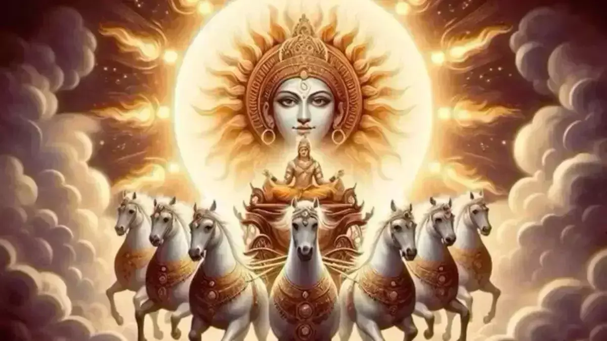 Surya Kavach Stotra: जीवन में सभी सुखों की प्राप्ति के लिए रविवार को  करें यह चमत्कारी पाठ
