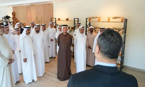 सऊद बिन सकर ने व्यापारिक नेताओं, वरिष्ठ अधिकारियों, UAE नागरिकों से मुलाकात की