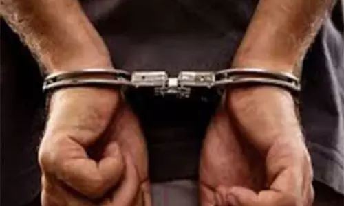 Odisha: युवक की हत्या के आरोप में किशोर समेत नौ लोग गिरफ्तार Odisha: युवक की हत्या के आरोप में किशोर समेत नौ लोग गिरफ्तार