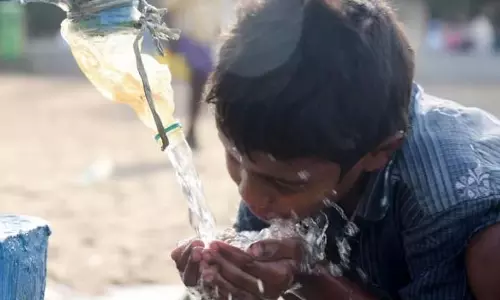 CAG: प्रदूषित पानी के कारण पांच मिलियन लोग डायरिया और टाइफाइड से पीड़ित