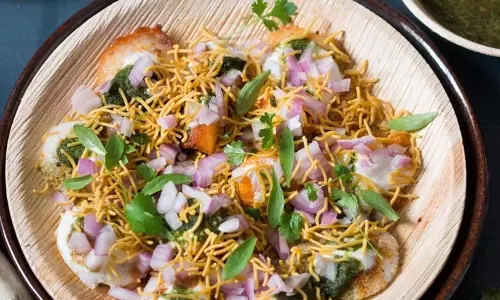 इडली चाट : यह स्पाइसी डिश नाश्ते में लगा देगी चार चांद