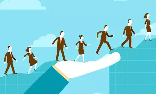 भारतीय फिनटेक उद्योग में रोजगार के अवसर 7.5 प्रतिशत बढ़ेंगे: Report भारतीय फिनटेक उद्योग में रोजगार के अवसर 7.5 प्रतिशत बढ़ेंगे: Report