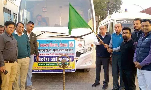Haryana :  सिविल सर्जन ने टीबी उन्मूलन के लिए वाहन को हरी झंडी दिखाकर किया रवाना
