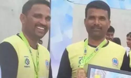 Gajwel में हिट-एंड-रन दुर्घटना में दो पुलिसकर्मियों की मौत Gajwel में हिट-एंड-रन दुर्घटना में दो पुलिसकर्मियों की मौत