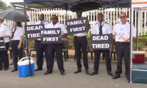 Johannesburg : साउथ अफ्रीकन एयरवेज के पायलटों ने हड़ताल स्थगित की