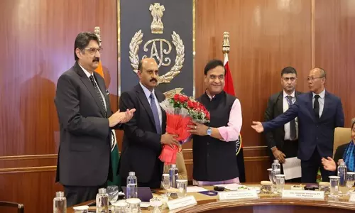 असम के CM ने असम पुलिस प्रमुखों के पुनर्मिलन सेमिनार में भाग लिया असम के CM ने असम पुलिस प्रमुखों के पुनर्मिलन सेमिनार में भाग लिया