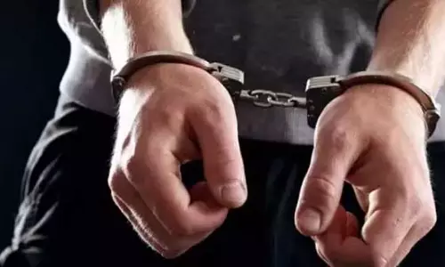 Arunachal : डॉक्टर की कार में तोड़फोड़ करने के आरोप