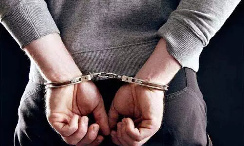 Jalandhar: ‘धार्मिक भावनाओं को ठेस पहुंचाने’ के आरोप में पांच लोग गिरफ्तार Jalandhar: ‘धार्मिक भावनाओं को ठेस पहुंचाने’ के आरोप में पांच लोग गिरफ्तार