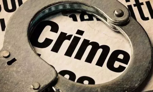 Crime: कारोबारी के बेटे ने वाहन से अन्य दोपहिया गाड़ियों में टक्कर मारी, मामला दर्ज Crime: कारोबारी के बेटे ने वाहन से अन्य दोपहिया गाड़ियों में टक्कर मारी, मामला दर्ज