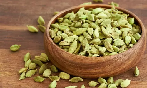 Cardamom के 7 स्वास्थ्य लाभ, भोजन के बाद जरूर करें सेवन