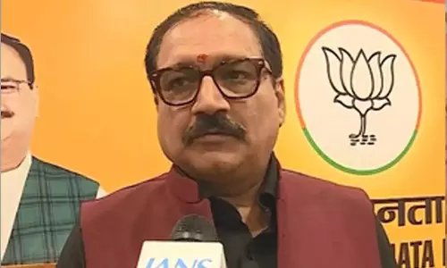 Delhi बीजेपी ने रोहिंग्या पर AAP की बयानबाजी को घेरा Delhi बीजेपी ने रोहिंग्या पर AAP की बयानबाजी को घेरा