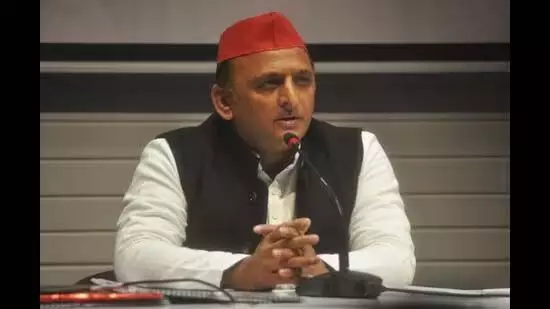 ईएसएमए लगाना सरकार की विफलता दर्शाता है: Akhilesh Yadav