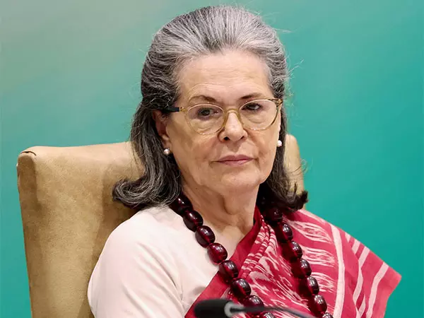 कांग्रेस संसदीय दल की अध्यक्ष Sonia Gandhi 78 वर्ष की हो गईं कांग्रेस संसदीय दल की अध्यक्ष Sonia Gandhi 78 वर्ष की हो गईं