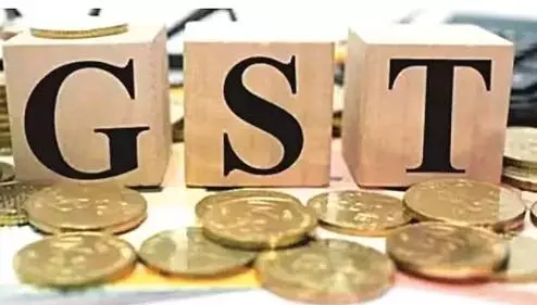 Proposed GST वृद्धि से कश्मीर के हस्तशिल्प का अस्तित्व खतरे में