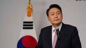 मार्शल लॉ अराजकता के बाद South Korean president की अनुमोदन रेटिंग नए निचले स्तर पर पहुंच गई