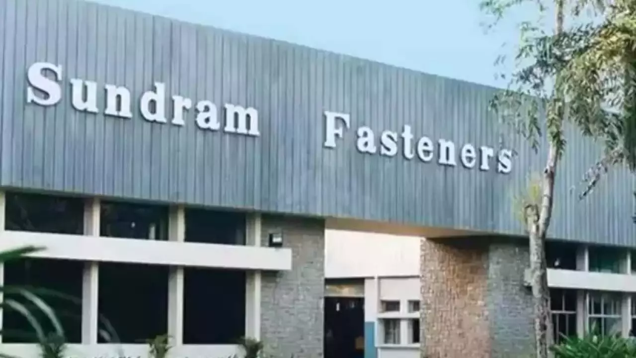 Sundram Fasteners शेयर की कीमत में 4.05% ऊपर