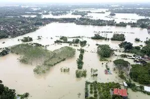 Indonesia के पश्चिमी जावा में भूस्खलन और बाढ़ में मरने वालों की संख्या 10 हुई