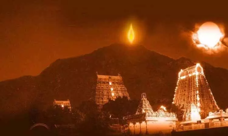 Tiruvannamalai में महादीपम पहाड़ी पर चढ़ने पर श्रद्धालुओं पर प्रतिबंध लगा गया