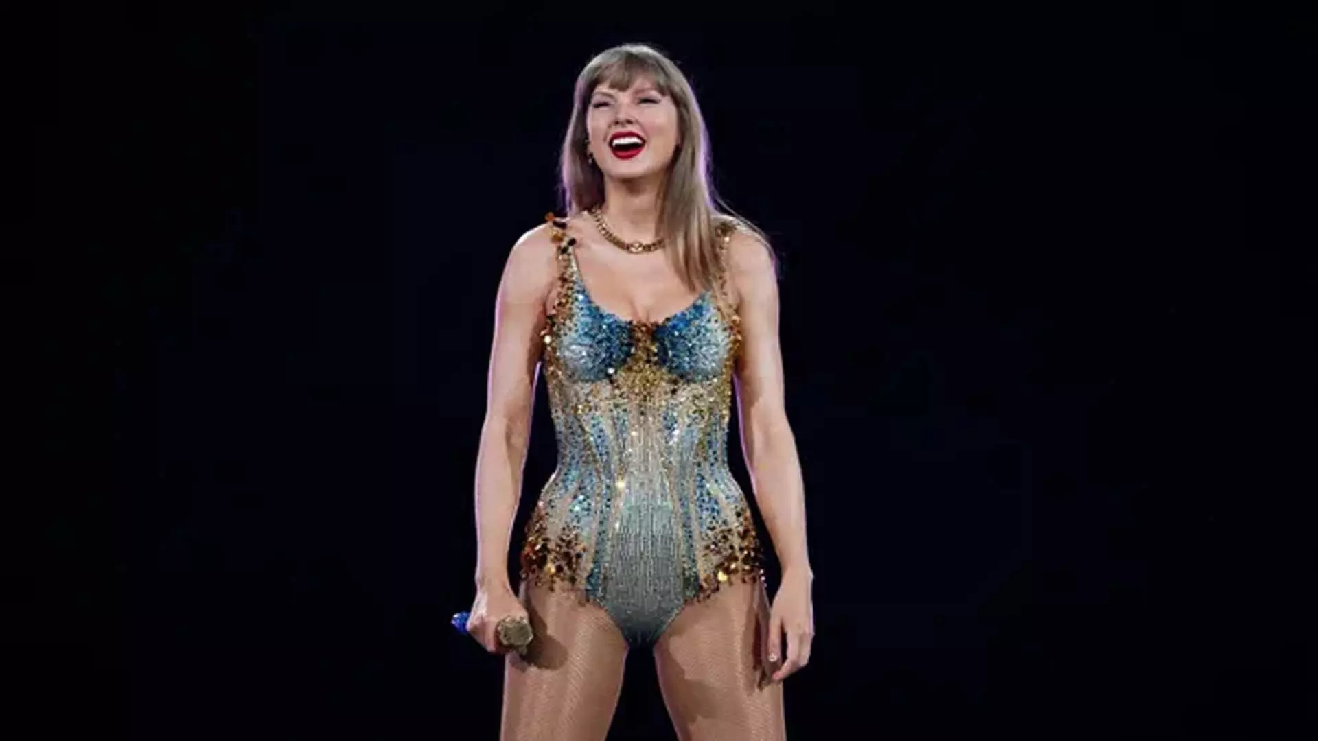 Taylor Swift ने अपने एरास टूर के समापन पर प्रशंसकों के प्रति आभार व्यक्त किया