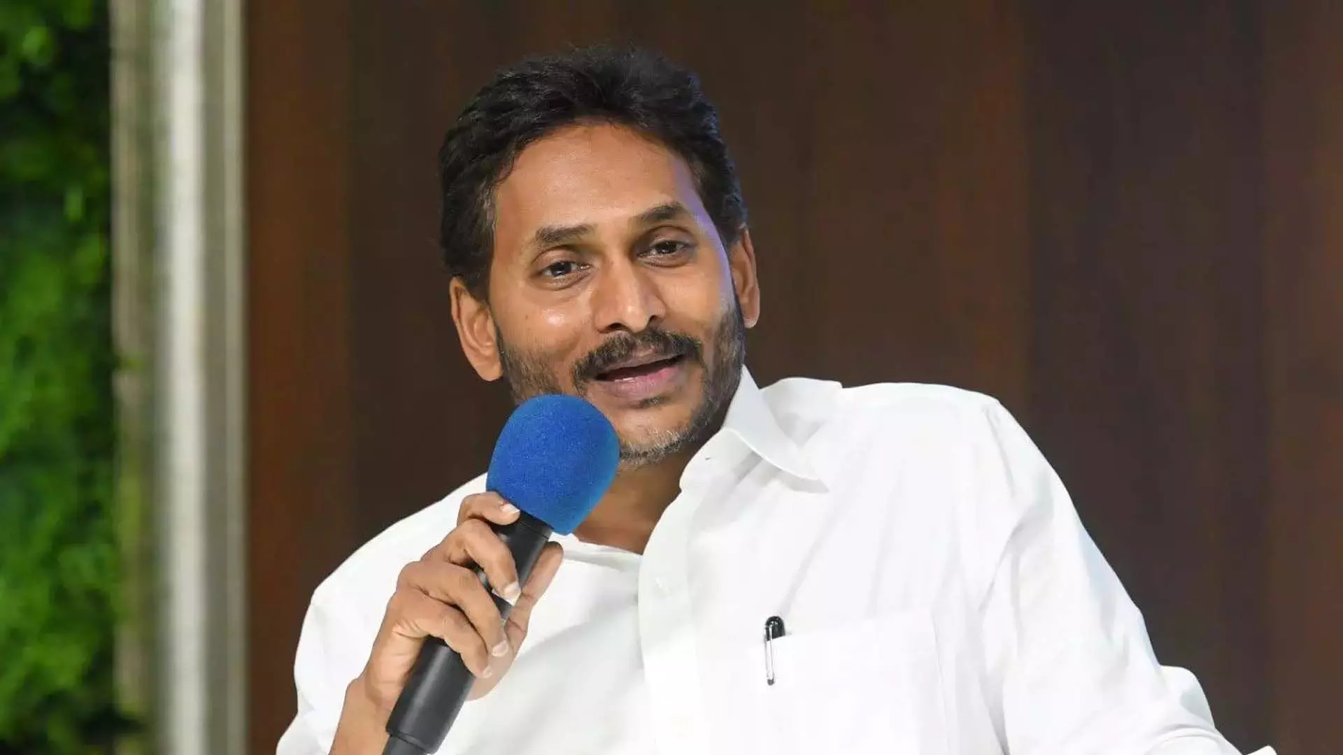 Jagan ने शिक्षा में विफलताओं को लेकर नायडू सरकार की आलोचना की