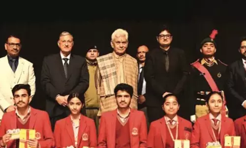 एलजी ने ज्ञान क्रांति का आह्वान किया