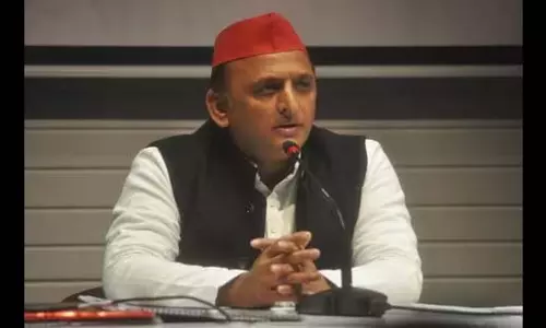 ईएसएमए लगाना सरकार की विफलता दर्शाता है: Akhilesh Yadav