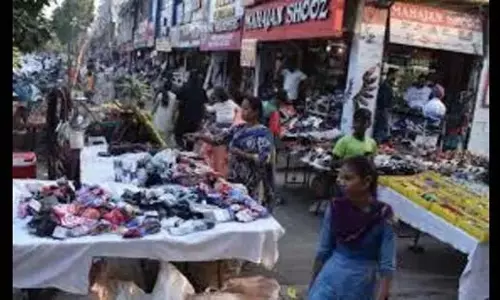 MC प्रमुख ने अतिक्रमण करने वाले भोजनालयों को कानूनी कार्रवाई की चेतावनी दी MC प्रमुख ने अतिक्रमण करने वाले भोजनालयों को कानूनी कार्रवाई की चेतावनी दी