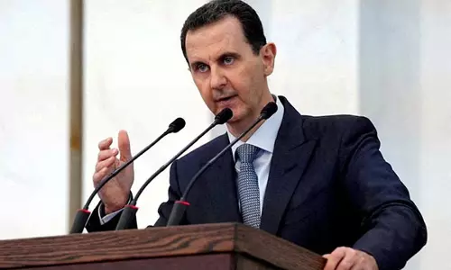 सीरिया संकट: Russia ने असद और उनके परिवार को शरण दी, UN की मध्यस्थता से वार्ता का आह्वान किया