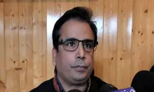 Tanveer ने प्रस्तावित जीएसटी के पुनर्मूल्यांकन का समर्थन किया