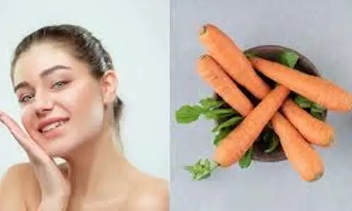 Skin Care: गाजर से मिलेगा इंस्टेंट स्किन ग्लो, ऐसे करें इस्तेमाल Skin Care: गाजर से मिलेगा इंस्टेंट स्किन ग्लो, ऐसे करें इस्तेमाल